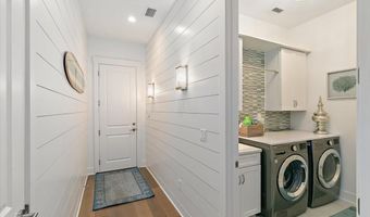 556 TIMBER BRIDGE Ln, Atlantic Beach, FL 32233