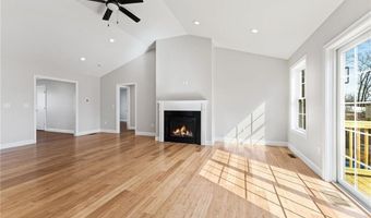 1 Pico Cir, Johnston, RI 02919