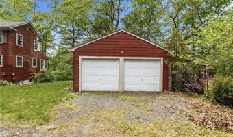 25 Pineland St, North Kingstown, RI 02852