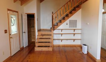 2755 Promise Land Rd, Appomattox, VA 24522