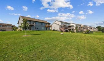 1162 Mary Ln, North Liberty, IA 52317