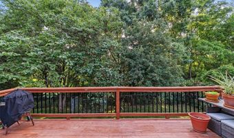 1437 Castle Mill Dr, Arnold, MO 63010