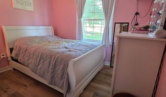 19 Park Lane Dr, Athens, OH 45701