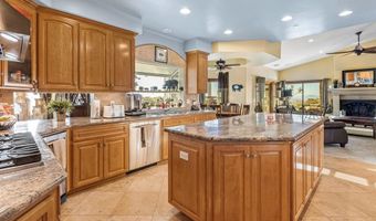 28623 Willow Park Rd, Escondido, CA 92026