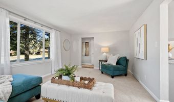 3313 S WEBSTER Ave, Allouez, WI 54301