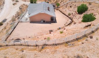 9696 Milpas Dr, Apple Valley, CA 92308