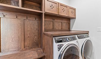 2007 Ketelsen Dr, Ames, IA 50010