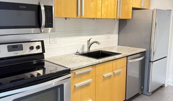 2059 HUNTINGTON Ave 111, Alexandria, VA 22303