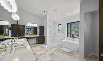 7450 E CONTINENTAL MOUNTAIN ESTATES Dr 6, Cave Creek, AZ 85331