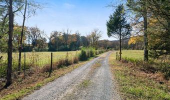 3289 Floyd Springs Rd NE, Armuchee, GA 30105