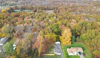 3954 Crum Rd, Austintown, OH 44515