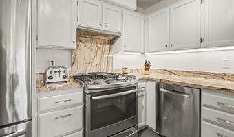 444 Lori Ln, Ashland, OR 97520