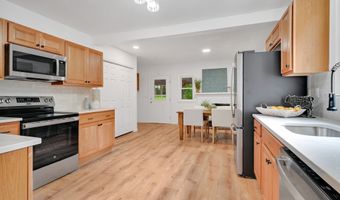 112 Lake Rd, Andover, CT 06232