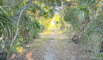341 Smith Rd, Apalachicola, FL 32320