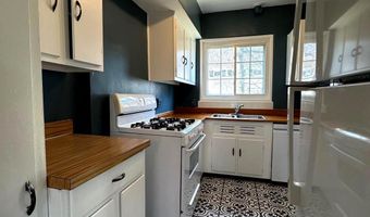 1726 PRESTON Rd, Alexandria, VA 22302