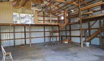 143 New Hope Rd, Big Sandy, TN 38221