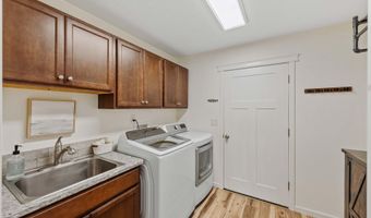 2669 CEDAR LOOP Dr, Bandon, OR 97411