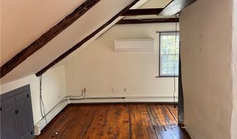 19 King St 4, East Greenwich, RI 02818