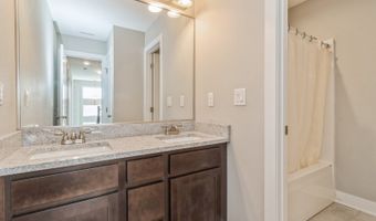 1401 S 10th St, Adel, IA 50003