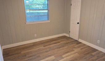 713 N Spears St, Alvarado, TX 76009