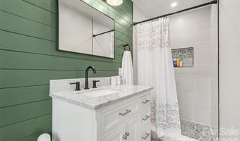 1203 Flintshire Dr, Albemarle, NC 28001