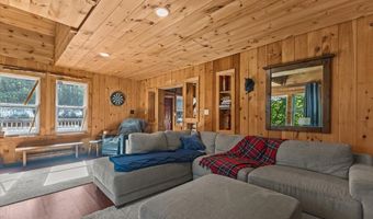 431 Sharkeyville Rd, Bolton, VT 05676