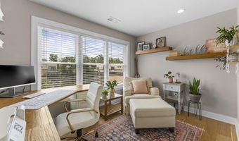 42460 MILDRED LANDING Sq, Ashburn, VA 20148