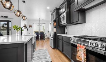 3309 Continental Ct, Altus, OK 73521