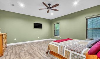 5406 Steele Rd, Baker, FL 32531