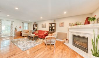 415 Chamberlain Hwy, Berlin, CT 06037