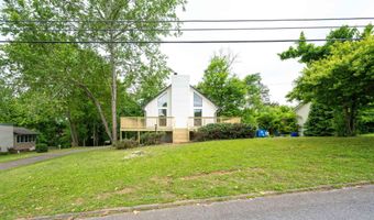 218 NW Mapleton Dr, Cleveland, TN 37312