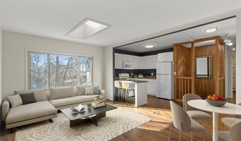 908 State St, Alton, IL 62002