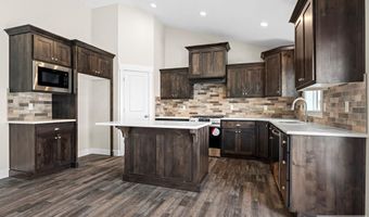 1476 47th St, Ammon, ID 83406