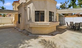 2174 Villa Sonoma Gln, Escondido, CA 92029