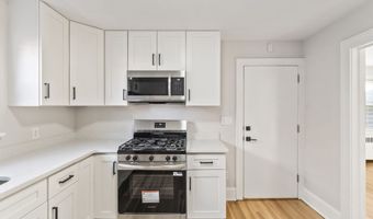 11 Roger Ave, Danbury, CT 06810