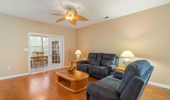 6 Mountain Stream Ct, Barnegat, NJ 08005