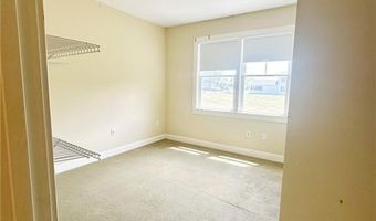 190 Clarke Rd 102, Narragansett, RI 02882