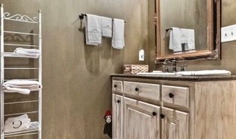 3013 Ember Ct, Albany, GA 31707