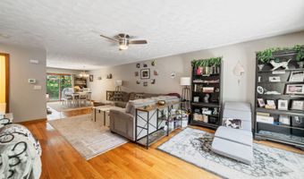 410 Emmett St 93, Bristol, CT 06010
