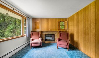 12 Silver Dr, Burlington, CT 06013