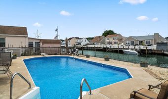 54 Storm Jib Ct, Bayville, NJ 08721