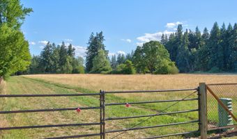 21986 LAUREL Ave, Aurora, OR 97002