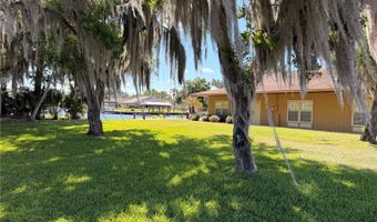 1640 JUNO Trl 205B, Astor, FL 32102