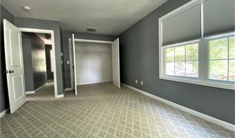 303 Reservoir Ave, Lincoln, RI 02865