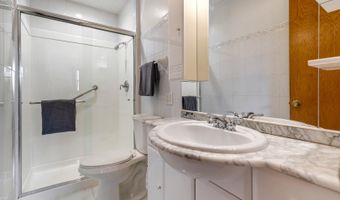 410 W Kirchhoff Rd, Arlington Heights, IL 60005