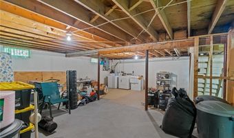 105 Newell Dr, Cumberland, RI 02864