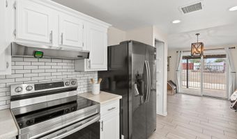 2104 N Pennington Dr, Chandler, AZ 85224