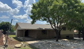 111 Lamar, Hico, TX 76457