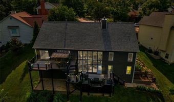 215 Cobblefield Ct, Ballwin, MO 63011