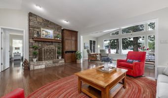 1 Escondite Ln, Hot Springs, AR 71909